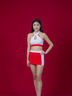 Model card - Kiki Wang - 