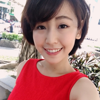 陳希希 S0001923 陳希希 S0001923