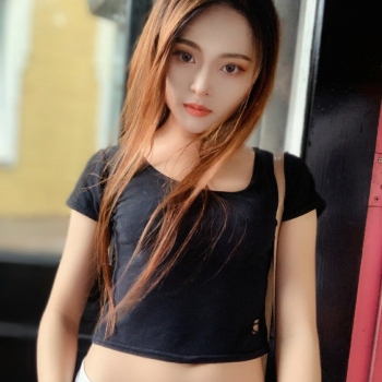 華華 S0002772 : 潮流娛樂是負責大量SHOWGIRL/舞者/模特兒/主持人/SG/PG/網紅/展場活動/行銷企劃的專業經紀公司 華華 S0002772 : 潮流娛樂是負責大量SHOWGIRL/舞者/模特兒/主持人/SG/PG/網紅/展場活動/行銷企劃的專業經紀公司