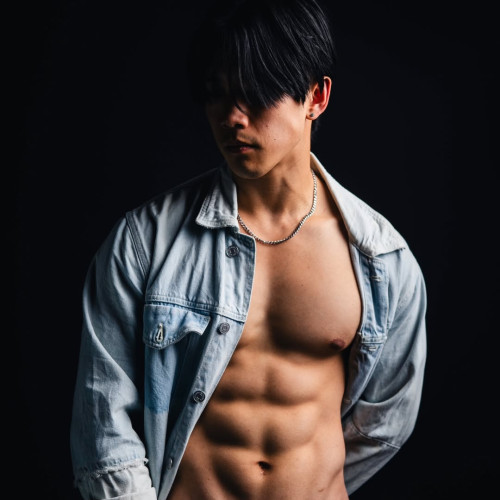 Adriel Yuan B0004218 潮流娛樂 GIRL TALK 女神話題