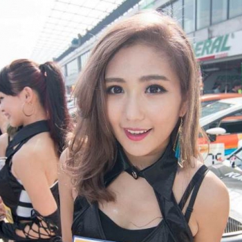 Funky girls - Mina S0001873 潮流娛樂 GIRL TALK 女神話題