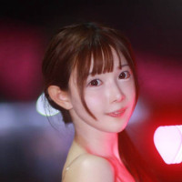 維維 S0004389 : 因常辦活動，思考新穎的點子是我的專長，形象好，口條清晰，英文口說標準，擅長與人相處、溝通，學習能力強，雖然我的專長的音樂，但我是非常彈性且持之以恆的人才，美感、眼光好，具備獨立處理事情能力與計畫推動能力，希望有機會可以與您的團隊共同努力。