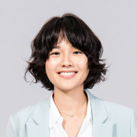 Vera Lee S0004402 : 潮流娛樂是擁有大量SHOWGIRL/舞者/模特兒/主持人/網紅/活動企劃的專業經紀公司