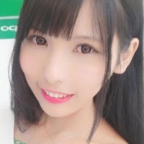 李依霜