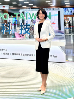 Vera Lee S0004402