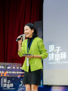 Vera Lee S0004402