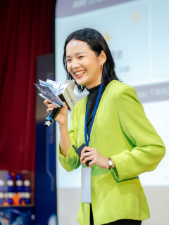 Vera Lee S0004402