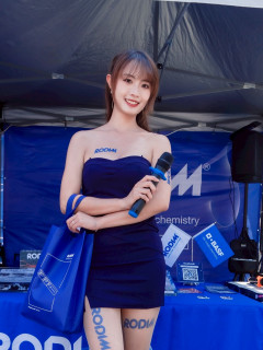 蓉蓉 S0004039