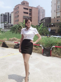 主持人安娜 S0002161