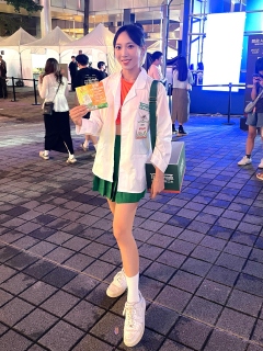 CC S0003611 凱斯博士漱口水街邊派樣 @ SHOWGIRL名模網