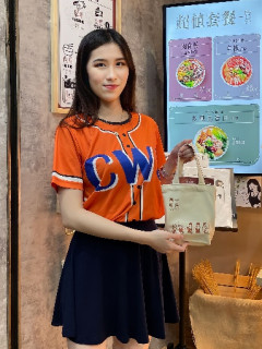 黃映華_潮流娛樂SHOWGIRL履歷_1-3_1476395018.jpeg