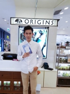 Show Huang B0001690