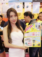 Nina Lee（妞妞） S0001971