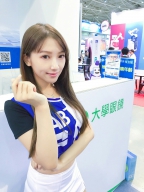 Nina Lee（妞妞） S0001971