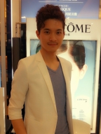 Simon B0001228