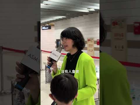 雙語主持人 Vera Lee 李怡靜
Bilingual Host | Translate | Education

2025 外貿協會《COMPUTEX》外賓訪問英語主持
2025 桃園市政府《桃園市主題曲發布記者會》主持人，訪問創作歌手派偉俊
2025 AGNI《放閃路跑》活動主持
2022-2025 中華鼓藝協會《泰山鼓藝大賽》賽事主持
2025 新北教育局《新北科學日》主持人，引導 500 位師生參與實驗
2025 地球的聲音《大人的慢派對》中英雙語主持
2025 大板根溫泉森林酒店 春節擊鼓表演主持
華視訓練中心第 62 屆主持人
倫敦藝術大學 畢
陽明交通大學 畢

LINE ijinglee
EMAIL vera@leeleeveestudio.com