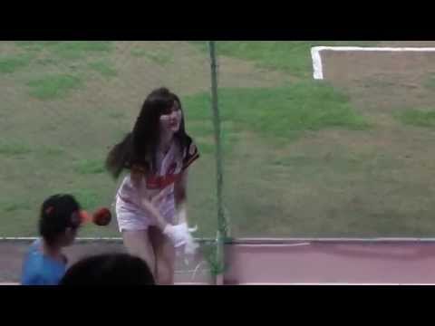 150425 - 球迷英雄日 - Uni-girls - 穎兒 - 獅掌如雷 (拍手舞)
