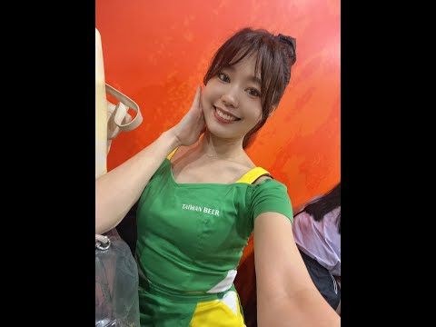Facebook➡https://www.facebook.com/miomymic/
Instagram➡https://www.Instagram.com/miomymic/

主持風格熱情活潑，能與消費者高度互動，帶動活動氣氛；
聲線甜美氣質，介紹口條清楚生動，具有高度共鳴力；
擅長主持與親子相關等活動，如旅遊、教育、RS互動遊戲等；
熟悉美妝保養、3C電玩等知識領域，希望有機會與您們合作！