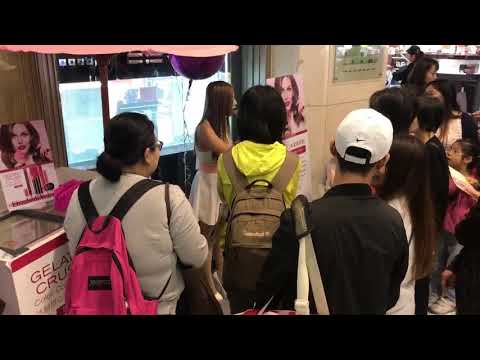 薛小涼主持-伊莉莎白雅頓專櫃主持