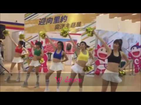 你好,我是W dance團長瑋瑋,我們每位舞者演出經驗都相當豐富，春酒、尾牙、電視節目、跨年、­­藝人舞者都有許多商演演出。
編舞老師:宋晨瑋
舞者:sonia.楊楊.湘湘.小蘇.茜茜
 聯絡方式:ok81904@gmail.com